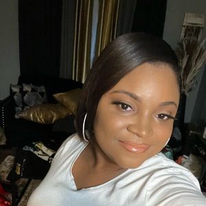 Meet your Posher, Ciera